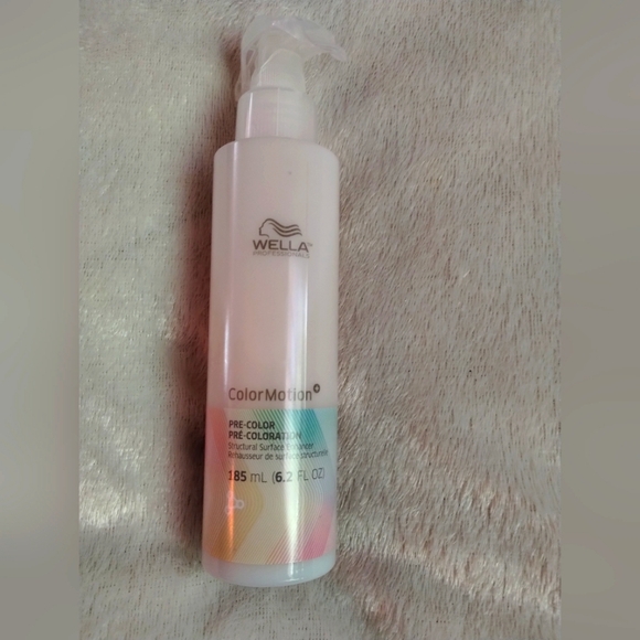 New! 🩵 Wella ColorMotion Pre-Color Structural Surface Enhancer - Picture 4 of 6